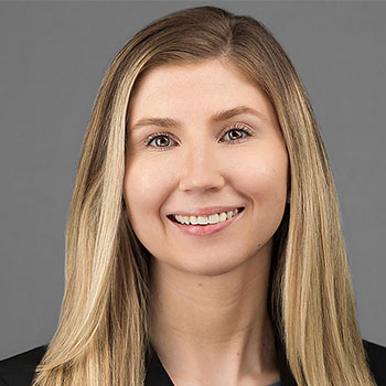 laura-frackiewicz-md